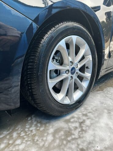 range rover satilir: Ford Fusion sedan - Kuzov: qara rəng, aerodinamik xəttlər, xrom ön — 9