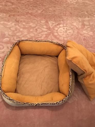 Pişik üçün yataq 20 manata alınıb 1 2 dəfə yatıb 15 manata satılır