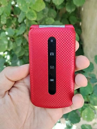 samavar boyuk: Qapaqlı düyməli mobil telefon – qırmızı Məhsul təsviri: - Korpus — 2