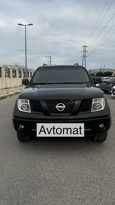 Mingecevir şəhərindədir masin hal hazirda.2011 nissan servis