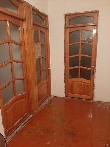 kiraye ev verilir: Kirayə verilir: 2 otaqlı, mebellı həyət evi - Plan: geniş yataq otağı — 9