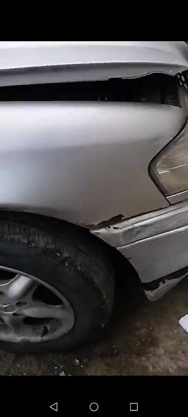 kia rio 2014: Mercedes-Benz C-Class: 1.8 l | 1997 il Sedan — 7