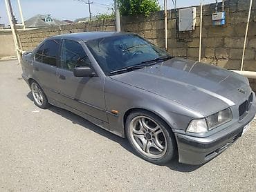 BMW 3 Series (E36) sedan - Kuzov: 4 qapılı sedan, tünd boz rəng - Ban