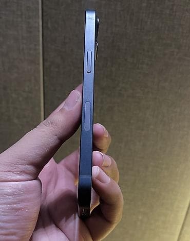 apple ipad 13: IPhone 13, 128 GB, Midnight, Zəmanət, Simsiz şarj, Face ID — 2