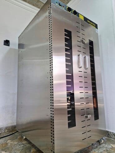 Meyvə qurudun aparat az işlənib 24 seksiyalı, hər seksiyada 67x67sm