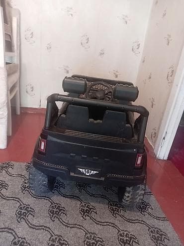 Uşaq üçün elektrikli polis maşını 2 aydi alinib 500 alınıb 300 satılır — 6