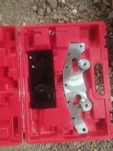 süfrə modelləri: Avtomobil servis və ustalar üçün universal tipli alət dəsti. Tərkibi — 1