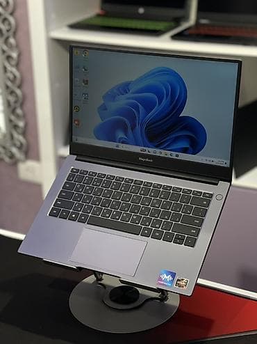xiaomi pad se: ◽Model : Honor MagicBook ◽Prosessor :AMD Ryzen 5-3500U 2.10 GHZ ◽Ekran — 3