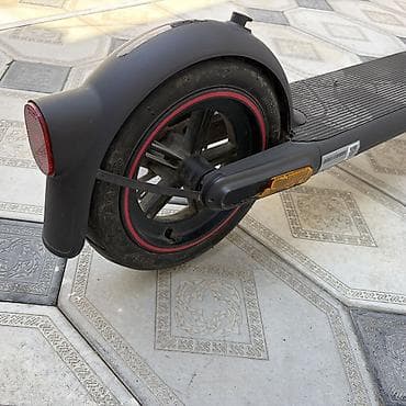 500: İşlənmiş Elektrik samokat 10", 501 - 750 Vt, 16 - 25 km/s, Ünvandan götürmə — 8