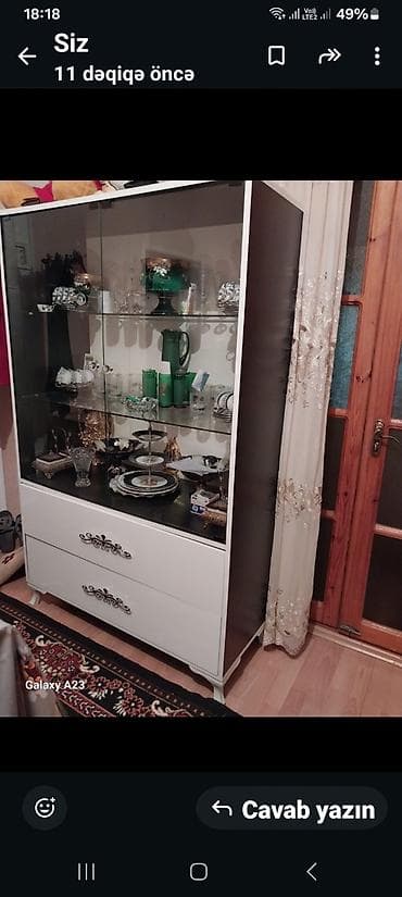 Qonaq otağı üçün mebel dəsti - 2 hissədən ibarət: 1) Vitrin-büfe