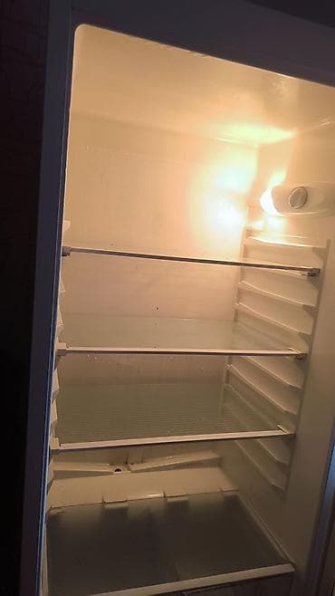 ikinci el soyduclar: İşlənmiş 2 qapılı Beko Soyuducu Satılır, rəng - Ağ — 5