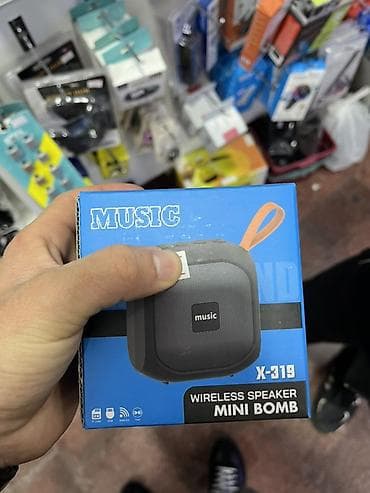 b mp3 var: Yeni Kolonka, Növ - Portativ, rəng - Qara — 1