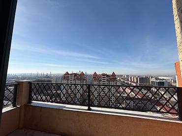 basenili evler: Qara-Qarayev metrosunun duz yani. 3 otaq 116 kv. Menzil 19 mertebenin — 3