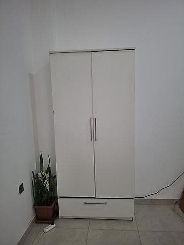 desmal: İşlənmiş, 2 qapılı, Siyirməli, Ağ, Taxta, Açılan, Düz dolab — 1