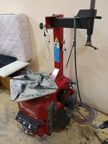 Avadanlığın icarəsi: Avtomobil təkər servisi üçün avadanlıq dəsti Tərkib: - Redats M-111 — 3