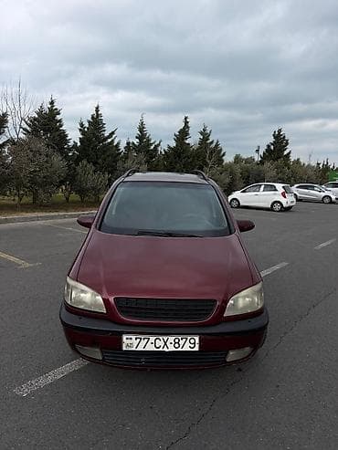 ucuz mopedler: Opel Zafira: 1.8 l | 2000 il 427000 km Van/Minivan — 2