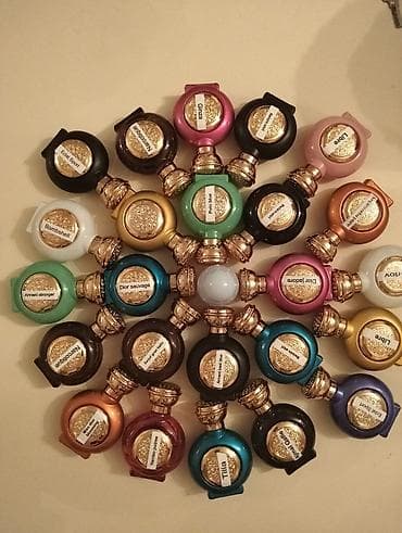 Etirlerin qoxusu mohtewem. Qaliciliqi 👍