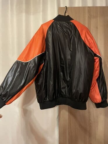 Toy paltarları və aksesuarları: Unisex bomber üslublu yüngül küləkkeş gödəkçə - Rəng: qara–narıncı — 2