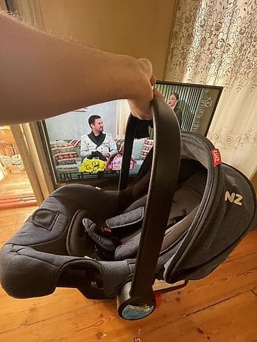 Modullu arabalar: 3-ü 1-də araba, Yaş: <1 ay — 2