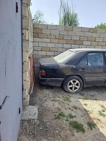 mini masin: Mercedes-Benz 200: 1 l | 1987 il Sedan — 4