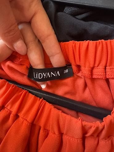 rezin bot: ZARA və Lidyana geyimləri – 2 ədəd don paketi her biri 10 azn 1) ZARA — 4
