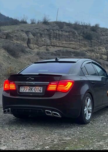 fiat 500l qiymeti: Chevrolet Cruze sedan – qara rəng, şəhər və tras üçün yığcam və ekonom — 3