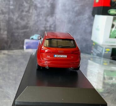 metbex tavan modelleri: Коллекционная модель AUDI Q5 MJ facelift volcano red 2013 Dealer — 21