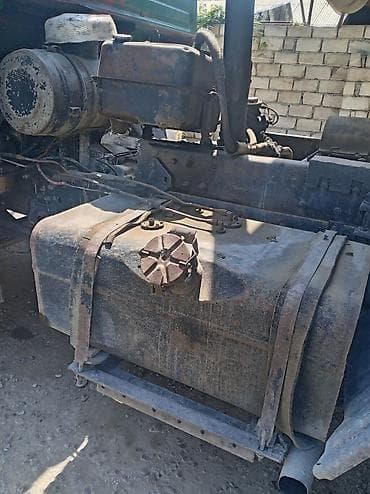 tank 3 pro: Kamaz satilir qiymeti 1000 mine ili 89 Xüsusiyyətlər: - Arxa tipli — 2