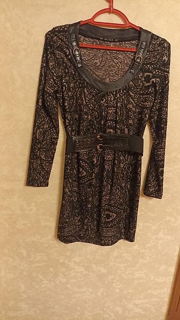 Don,1dəfə geyinilib.Əyinə çox gözəl oturur