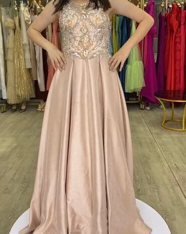 nişan donları 2023: Ziyafət və məclislər üçün uzun modellərdən ibarət qadın paltarları — 2