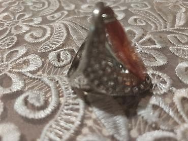 Üzük, Gümüş, Kəhrəba