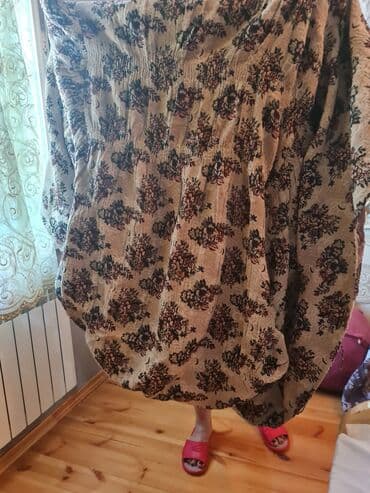 ikinci əl xoncalar: Gencede Yaxsi veziyyetde bir divan iki eded kreslo ortusu, bura yazin — 1