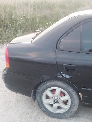 hyundai accent 2007: Hyundai Accent sedan – qara rəng Texniki xüsusiyyətlər və təchizat: - — 3