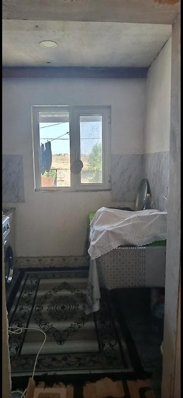 Həyət evləri və villaların satışı: Bülbülə qəs. 5 otaqlı, 90 kv. m, Kredit yoxdur, Orta təmir — 4