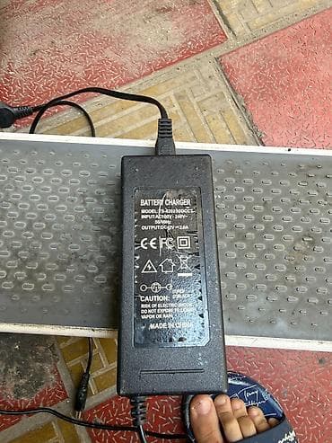 Elektrik nəqliyyatı: Elektrikli skuter – şəhərdaxili rahat hərəkət üçün kompakt model — 3