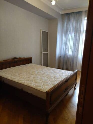 2 otaqlı mənzil vasitəçisiz: Azadliq metrosuna yaxın 11 mertebeli binanın 9-cu mərtəbəsində — 5