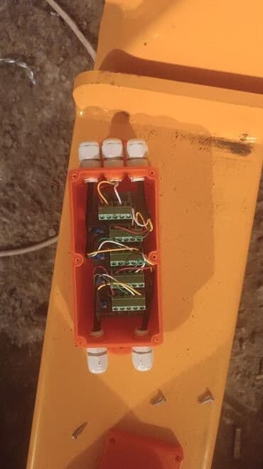 paltaryuyan temiri: Tərəzilər her nov terezi ve transpaletlerin temiri satışı ve servisi — 11