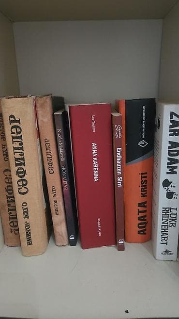 dost: Mövzu: Müxtəlif janrlarda geniş kitab kolleksiyası Tərkib: - — 4