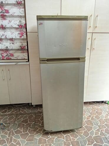 soyuducu şkaf: İşlənmiş 2 qapılı Nord Soyuducu Satılır, rəng - Boz — 1