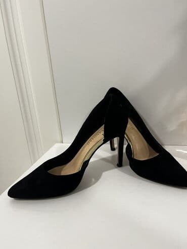 charles keith azerbaijan: 36 ölcü.Xetai metrosun ustune çatdirlma ede bilerem.Parlaq deyil ustu — 1