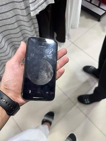 IPhone 11, Qara, Face ID lalafo.az -da IPhone 11, Qara, Face ID