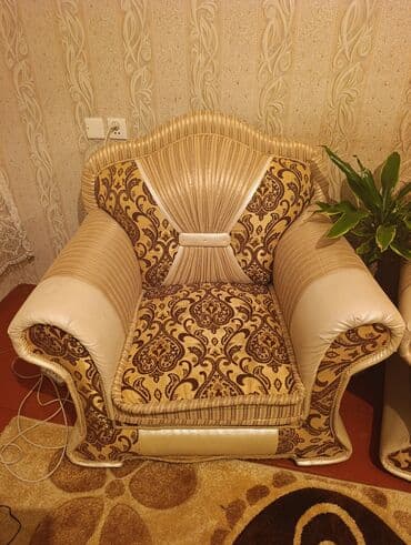 sokolad: İşlənmiş, 2 kreslo, Bazasız, Açılmayan — 2