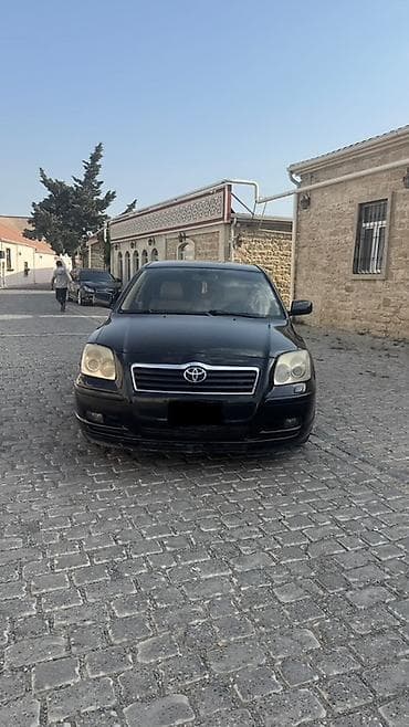 Toyota Corolla: 2 l | 2005 il Sedan