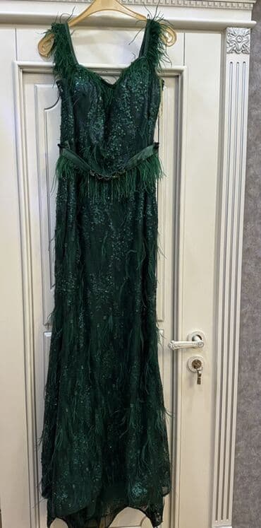 Dəstlər, kostyumlar: Ziyafət donu, Maksi, M, L — 1