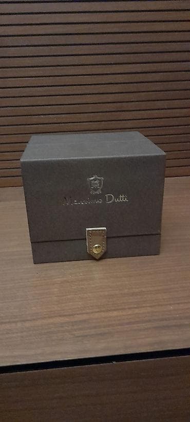 saat şamdan: Massimo Dutti Since 1985 Komplekt: •Saat 💣 •Remen 💣 •Remen 💣 •Kitabca — 2