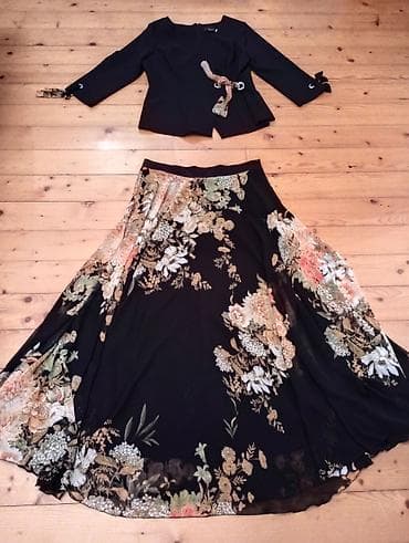 Qadın geyimləri: Zərif iki hissəli qadın dəsti:Cəmi 1 dəfə toya geyinilib.Mehin — 2