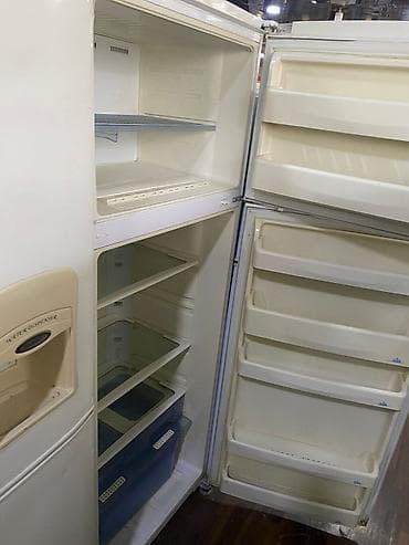 divardan asma televizor: 2 qapılı Beko Soyuducu Satılır, rəng - Ağ, Dispenserli — 2