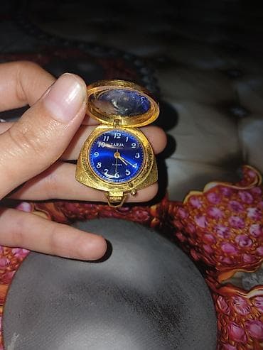 rus rublu satisi: ZARJA mexaniki saat – qapaqlı medalion dizaynı - Brend/model: ZARJA — 2