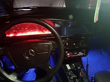 pejo 406 ehtiyat hisseleri: Mercedes-Benz 190 (W201): 2 l | 1990 il Sedan — 4