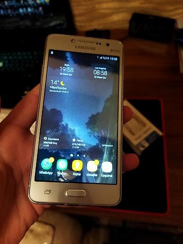 samsung j2 2018 ekran: Samsung J210, 8 GB, rəng - Gümüşü, İki sim kartlı — 3